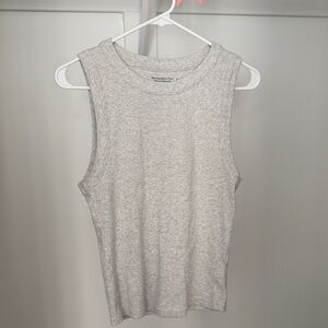 Abercrombie & Fitch Light Gray Muscle Tee